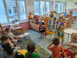 Правила безопасности в зимнее время Правила безопасности в зимнее время.